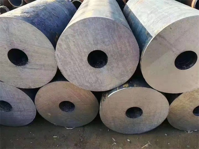 乌鲁木齐35crmo厚壁无缝钢管