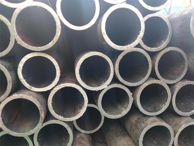 乌鲁木齐10#结构用无缝钢管