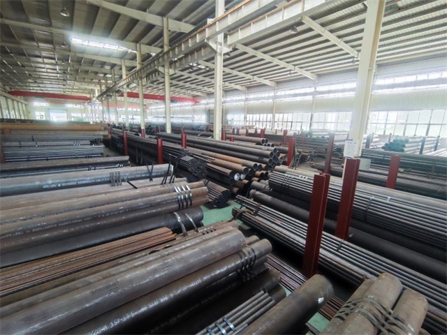 乌鲁木齐15CrMoG高压锅炉用无缝钢管